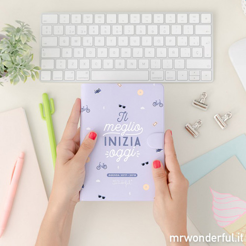 mrwonderful_8435460715140_agenda-bolsillo-2017-2018-semana-vista-todo-lo-es-69-editar_1_2_2
