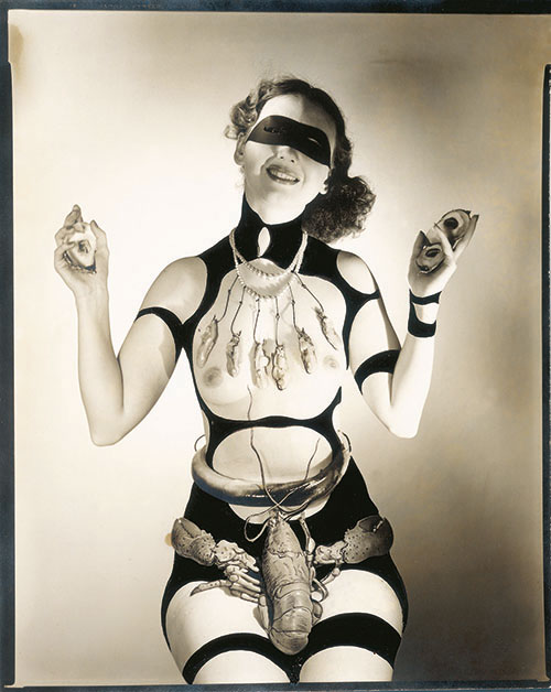 18_Dali_Costume-Design-for-the-Dream-of-Venus